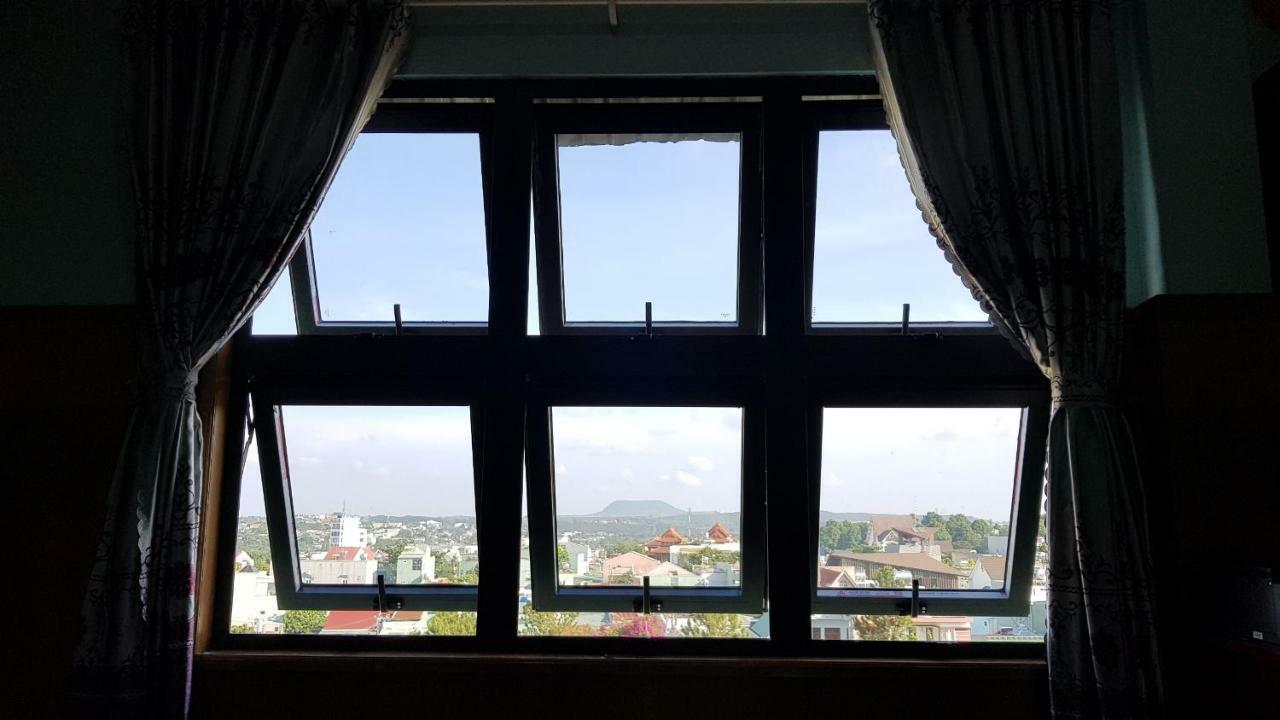 Cao Nguyen Hotel Pleiku Bagian luar foto