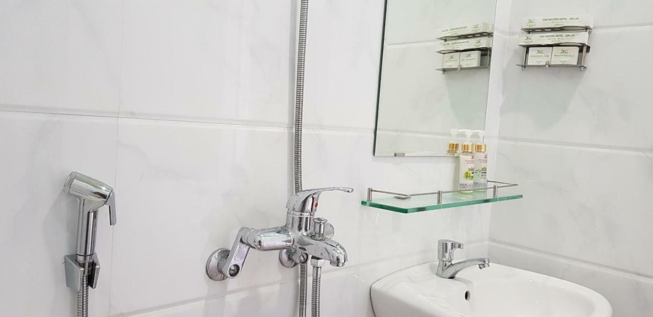Cao Nguyen Hotel Pleiku Bagian luar foto